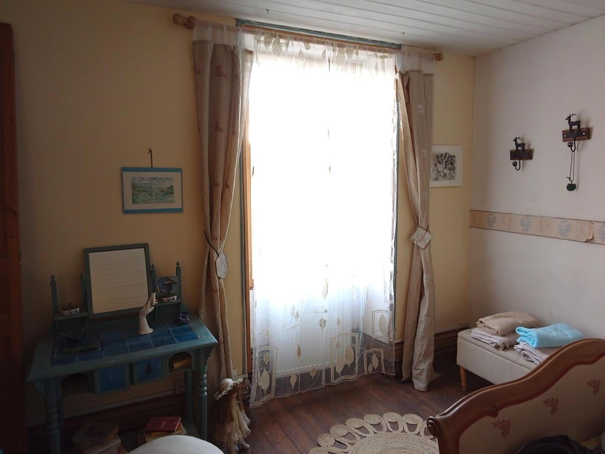 La Grille Fleurie, Chambres D'Hote Chez L'Habitant Arthonnay Екстер'єр фото
