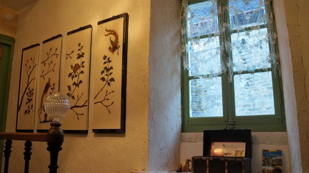 La Grille Fleurie, Chambres D'Hote Chez L'Habitant Arthonnay Екстер'єр фото
